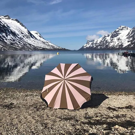 فندق مبيت وإفطار House Of Ellie Ersfjordbotn